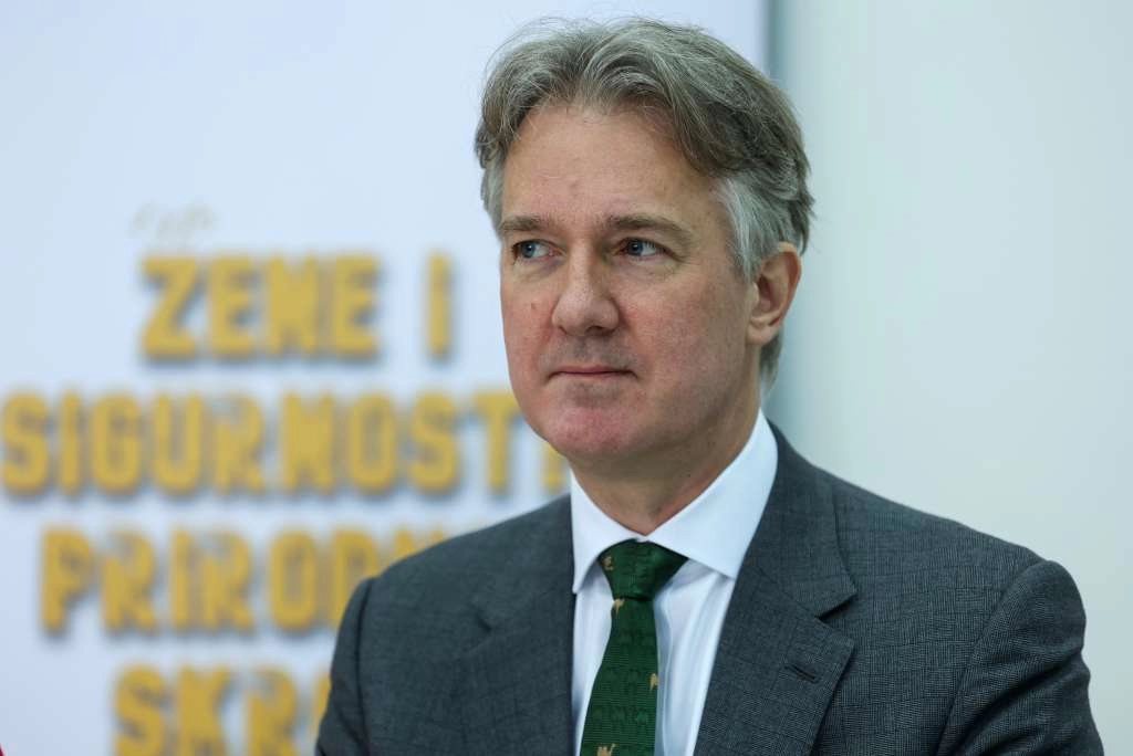 Reilly: Moramo priznati prošlost